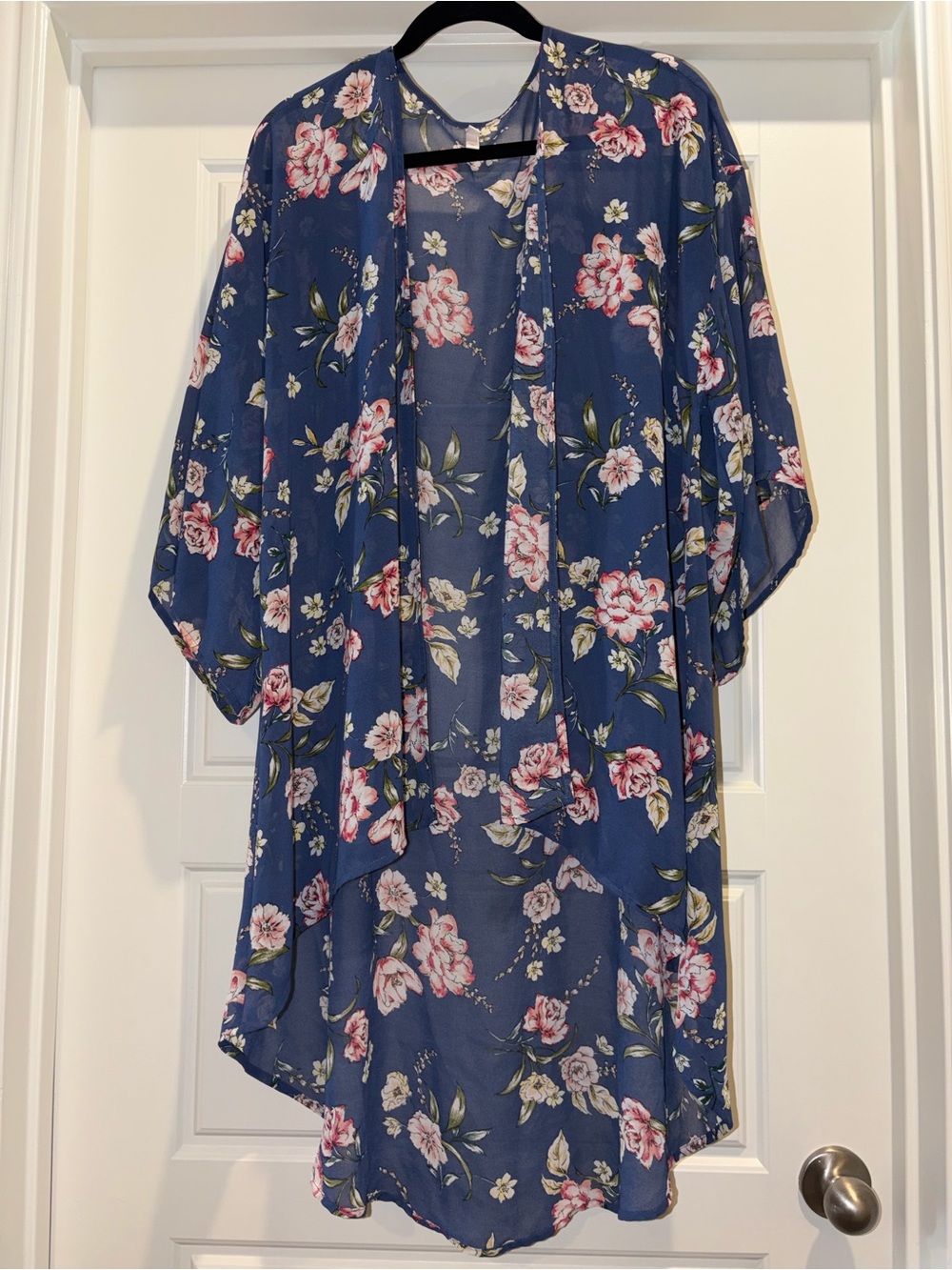 Xhilaration Blue Floral Sheer Kimono